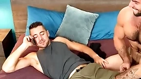 Hairy stud breeds especially bettor in missionary before riding for cum