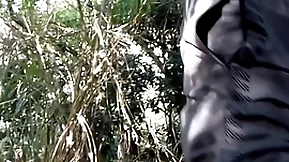 Mi tío prueba mi verga y la de un amigo