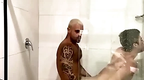 O boy que conheci na academia e levei para o motel.(disponível para assinantes)
