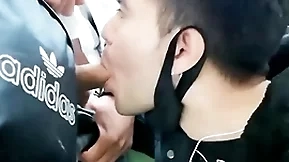 Celebrando la independencia de méxico con mis amigos en un excelente trio y cruising en el metro de la cdmx
