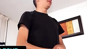 Latin leche - random cameraman invites latino with big uncut dick with reference to fuck young twink in his place