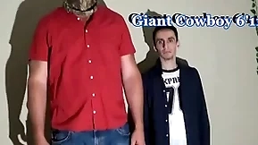 The gigantic break loose boy, 6'11