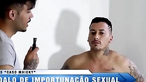 O jogador bateu um bolão no meu rabo