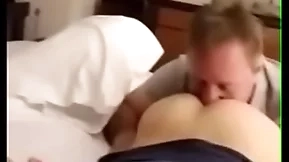 Eat boy pussy