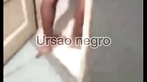 Abordei o vendedor de bananada na central do brasil e consegui levar ele pro motelzinho ali perto completo no red