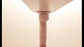 Dildo makes me cum