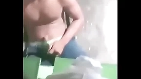 Binosohan si Kuya